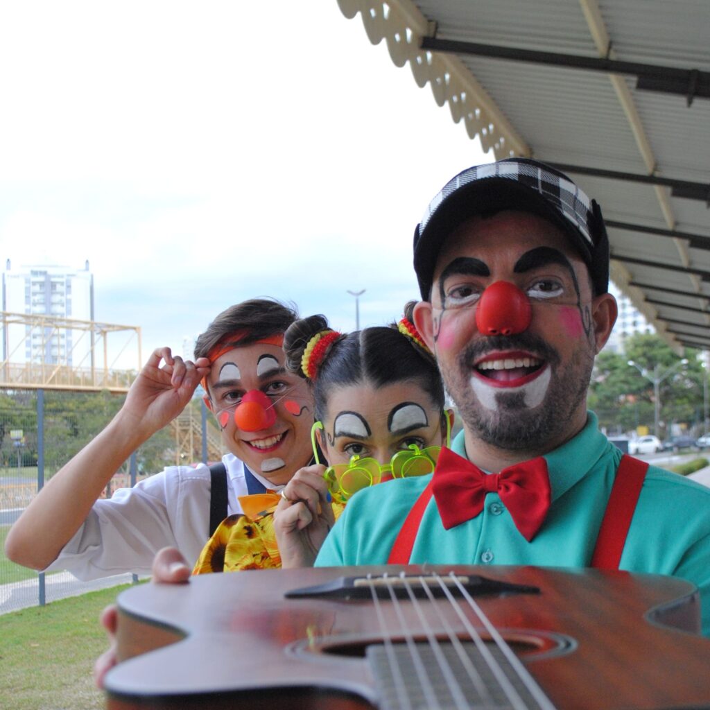 AS AVENTURAS MUSICAIS DE TIQUE, TAQUE E TOQUE